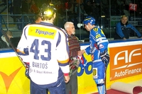 Blahoželá aj Arne Kroták