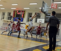 BK ISKRA SVIT - MBK RIEKER KOMÁRNO  90:84