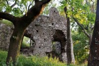 Zrúcaniny Ostrého Kameňa