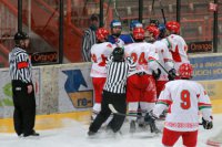 potýčka za bránou