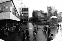 Na snímke obchodný dom Prior. V Bratislave 24. februára 1988. Foto TASR - Peter Šimončík.