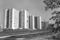 26. jún 1984. Výstavba sídliska Dvory v bratislavskej mestskej časti Petržalka. Pohľad na časť sídliska Dvory v Petržalke. FOTO - Štefan Petráš.