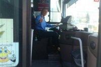 Do autobusu nastupujte s úsmevom!