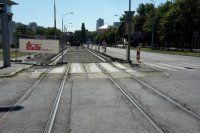 Električková trať na Námestí slobody.