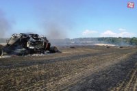 požiar traktora s balíkovačom slamy sa rozšíril na strnisko