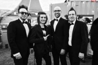 Filip s členmi kapely Avril Lavigne