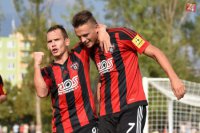 Na snímke radosť hráčov Trnavy (zľava Martin Mikovič, Jakub Vojtuš) po strelení gólu na 3:2