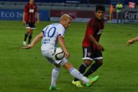 Na snímke Aldo Omar Baez z Trnavy (vpravo) a Martin Nagy z Ružomberka