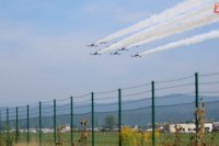 Na snímke prílet akrobatickej talianskej letky Frecce Tricolori na leteckú základňu Sliač pred plánovanými Medzinárodnými leteckými dňami SIAF 2015.
