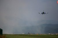 Na snímke prílet akrobatickej talianskej letky Frecce Tricolori na leteckú základňu Sliač pred plánovanými Medzinárodnými leteckými dňami SIAF 2015.