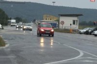 Na hraničnom priechode Petržalka - Berg ide všetko bez problémov.