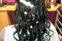 Marianna Ovčariková z Prešova pre náš web prezradila, aké účesy neviest sú aktuálne v kurze.