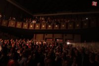 Publikum si Peter Nagy podmanil a to si potom samo v notoricky známom rytme pýtalo hit Láska je tu s nami.