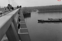 Na archívnej snímke z 26. marca 1991 v Bratislave otvorenie Mosta Mládeže. FOTO TASR - Drahotín Šulla