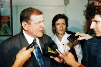 Brífing po opustení volebnej miestnosti 30.9.1994.