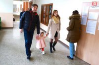 Primátor Bratislavy Ivo Nesrovnal prichádza voliť so svojou rodinou Zdroj: Ivo Nesrovnal pre Bratislavu