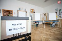 Voľby spojili v Karlovej Vsi s miestnym referendom