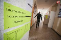 Voľby spojili v Karlovej Vsi s miestnym referendom