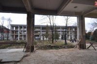 23.11.2010 - Komplex bytov a služieb s názvom Slovenka Resort mal vzniknúť v areáli bývalého textilného závodu Slovenka v Banskej Bystrici. Projekt, ktorý sa mal začať stavať v prvom štvrťroku 2011, predstavil 23. novembra 2010 novinárom investor.