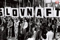 Na archívnej snímke oslavy 1. mája 1988 v Bratislave.