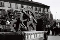 Na archívnej snímke oslavy 1. mája v Bratislave v roku 1946.