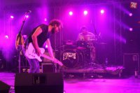 Gitarista Ľubo Petruška hral v piatok na pódiu dvakrát. Najprv s kapelou Satin Lead...