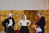 Divadelná skupina v akcií