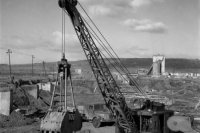 Na archívnej snímke z 23. januára 1961 výstavba Východoslovenských železiarní pri Košiciach.