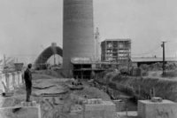 Na archívnej snímke z 3. novembra 1962 pri Košiciach stavba vysokých pecí VSŽ.