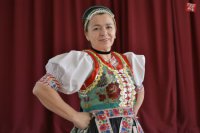 Na snímke vedúca Folklórneho súboru Záborský Mária Germušková v obci Župčany v okrese Prešov.