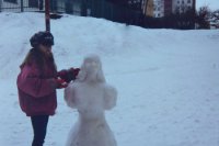 Na archívnej foto krásne zasnežené trnavské sídlisko Na hlinách