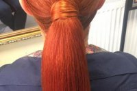 Aj v takomto účese môžete na plese zažiariť