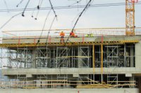 Stavba nákupného centra Eperia na Sekčove