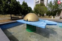 Kozmická fontána v Rači.