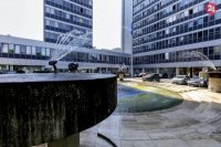 Fontána pred ministerstvom práce sociálnych vecí a rodiny v Bratislave