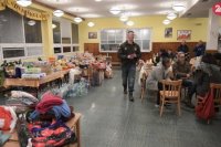 Krízové centrum na ZŠ Mukačevská zriadené pre ľudí, ktorých zasiahol výbuch a následný požiar obytného 12-podlažného domu v Prešove.