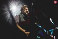 Martin Husovský z kapely Komajota zahral balady, ktorému nikdy neomrzia.