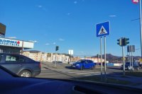 - Na hlavnom ťahu Žiarom nad Hronom je krátko po štvrtej typická piatková špička.