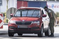 hraničná kontrola na priechode Rajka