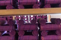 Vyrába sa niekoľko druhov. Pre obrady aj domy.