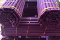 Suroviny na výrobu zbierajú aj kočovníci.