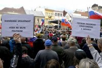 Protivládny protest na Hlavnej ulici v Košiciach