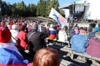 Na snímke účastníci protivládneho podujatia "čapicový protest", ktorý zorganizoval poslanec Národnej rady SR (NR SR) Robert Fico (Smer-SD), ku ktorému sa pridali strany SNS a Republika v Rimavskej Sobote 17. októbra 2021.