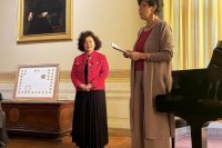 Kurátorka výstavy Letizia Rostagno a prezidentka nadácie Dozza Simonetta Mingazzini