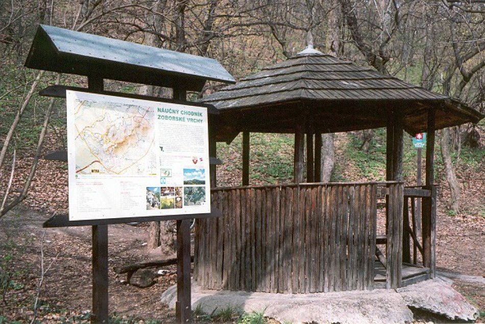 Ilustračný obrázok k článku Turisti stále nerešpektujú TENTO zákaz: Riskujú tak pokutu!