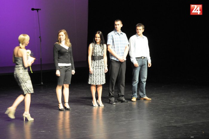 Ilustračný obrázok k článku Improvizácia znamená pre mladých ľudí veľké množstvo zábavy