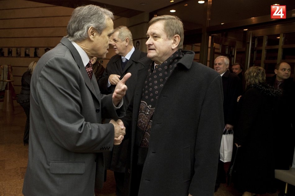 Ilustračný obrázok k článku Skvelá možnosť pre milovníkov divadla: Diskusie s tvorcami predstavení