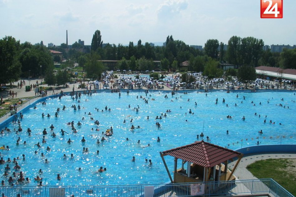 Ilustračný obrázok k článku V Štúrove už začali s úpravami na Vadaši: Najbližšie pribudne wellness centrum