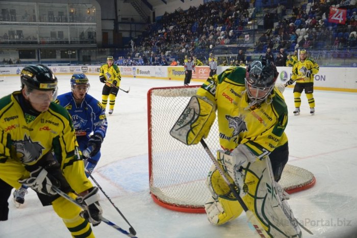 Ilustračný obrázok k článku Vlci natiahli nelichotivú sériu: Žilinčania proti Piešťanom ani raz neskórovali!