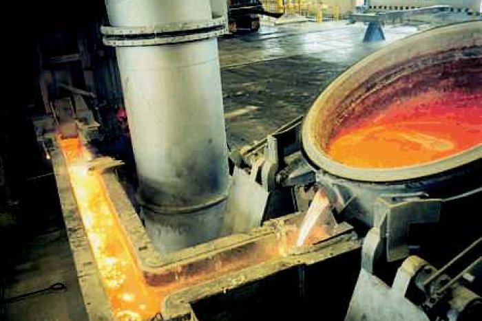 Ilustračný obrázok k článku Dobrá správa do žiarskej kotliny: Zmluva na lacnejšiu energiu pre Slovalco schválená na 8 rokov